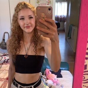 Meet your Posher, Jessica